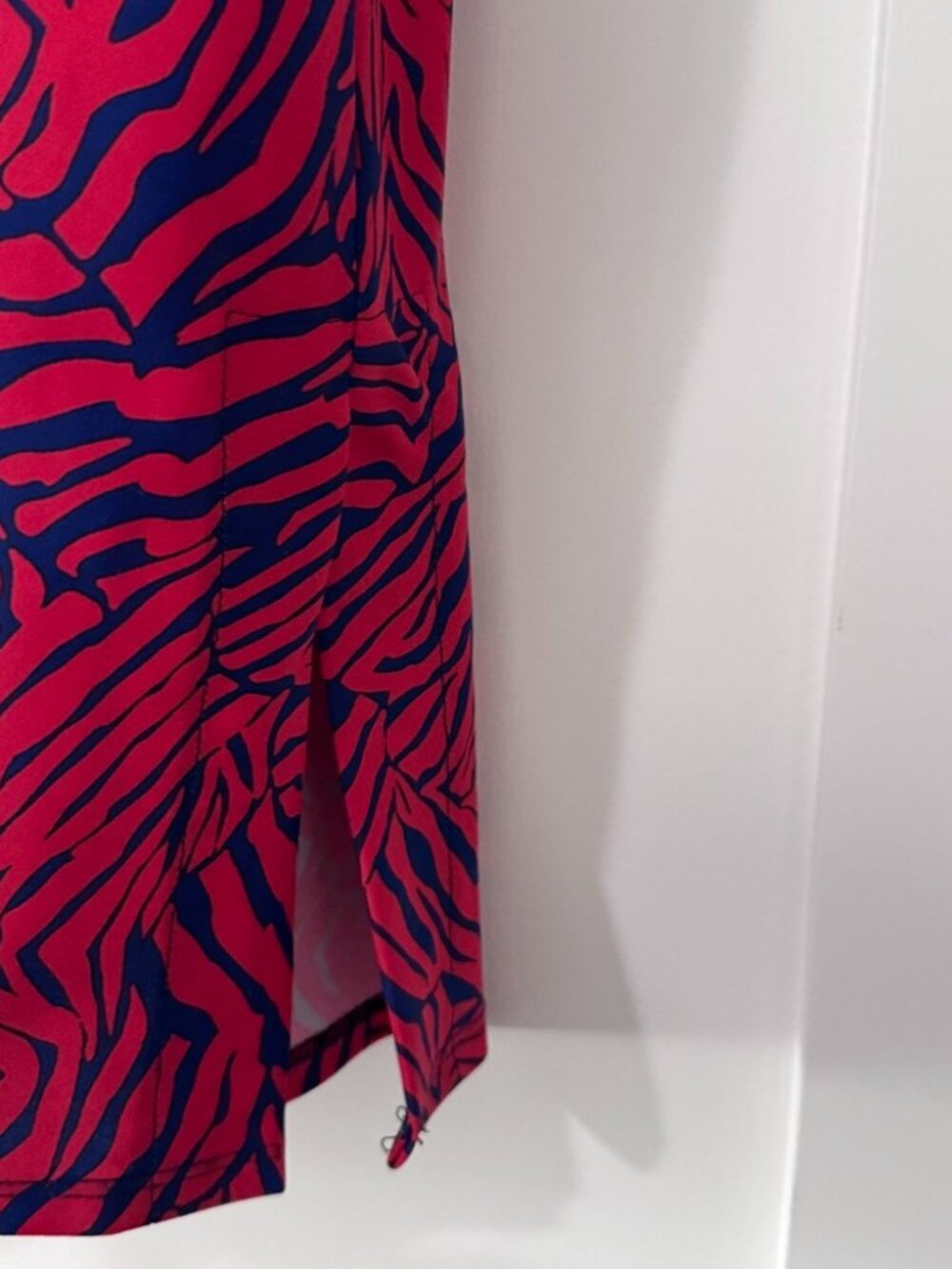 Jude Connally Pink & Navy Zebra Inspired Print Top, Size: S, Excellent Condition - Picture 5 of 7